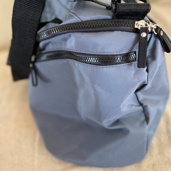 Ed Hardy Christian Audigier Travel Light-Weight Duffle Skull Racing Duffle Bag - Picture 4 of 8